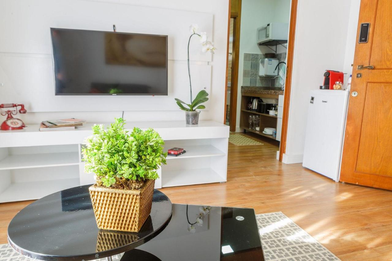 Apartamento Aconchegante Em Alto De Pinheiros *