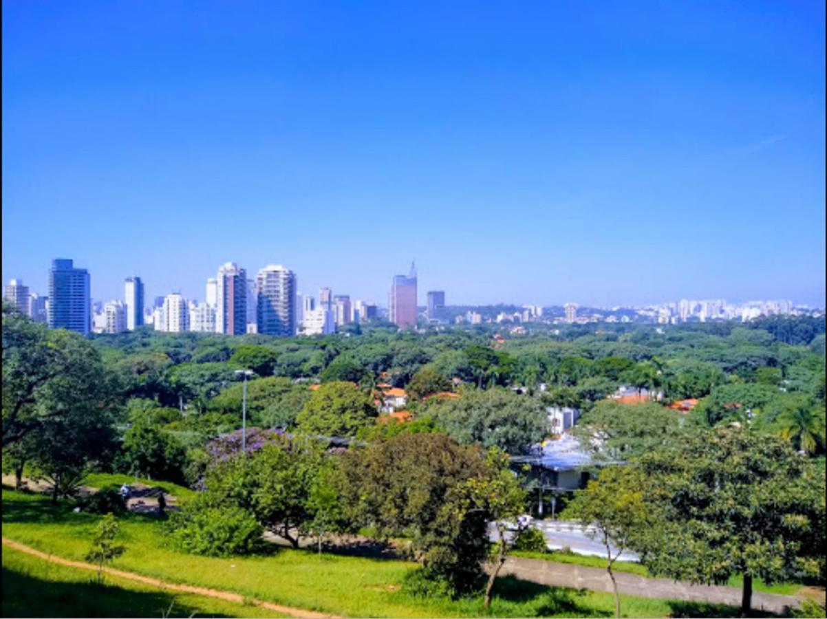 Apartamento Aconchegante Em Alto De Pinheiros *